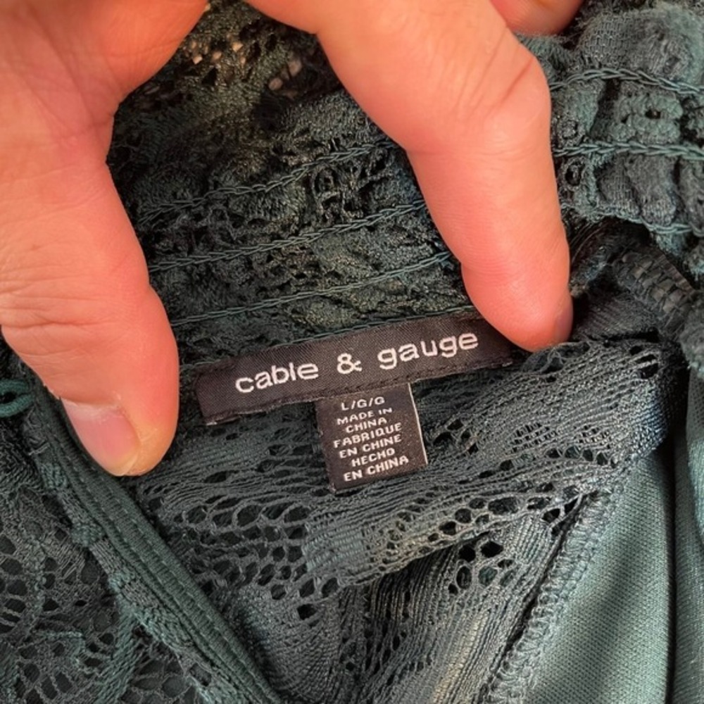 Cable & Gauge Women's Green Lace‎ Top Long Sleeve Smocked Blouse Size L - Picture 3 of 4